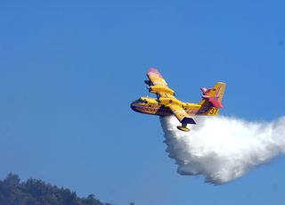 Des feux hors de contrôle en Gironde ! 14 000 hectares partis en fumée !