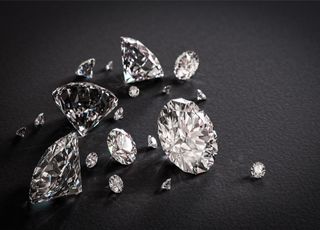 Insolite : découverte d'une nouvelle substance encore plus dure que le diamant ?