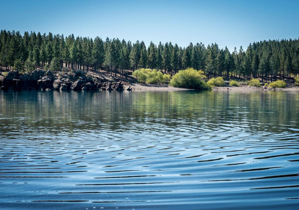 Ñorquinco lago oculto Patagonia