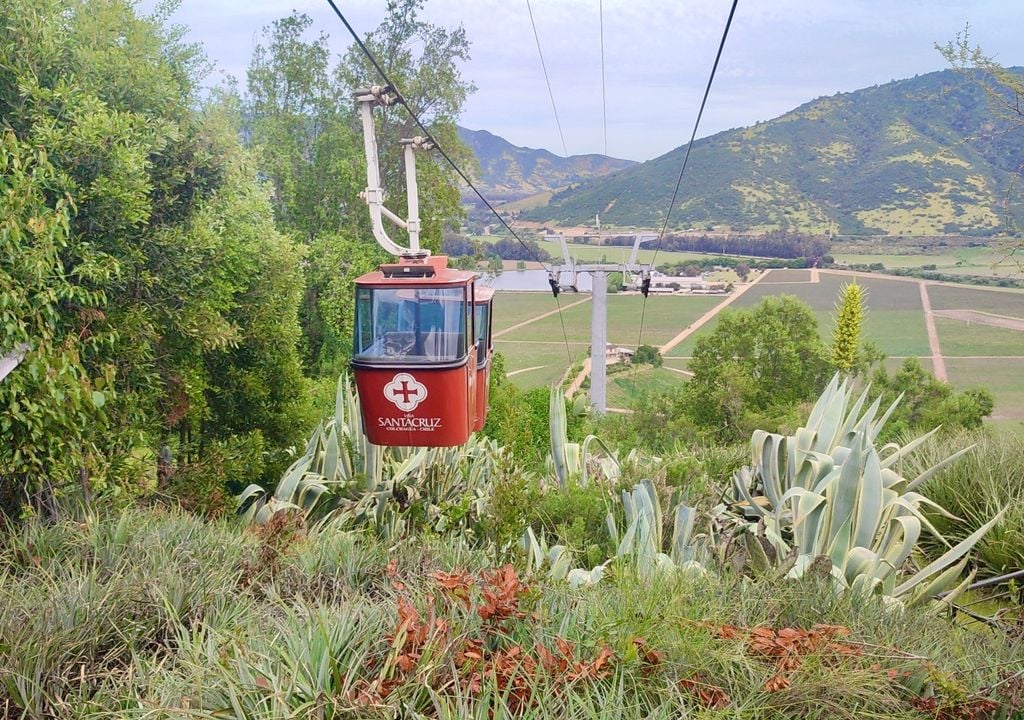 Al cerro Chamán se accede exclusivamente por teleférico. Crédito: Catalina Contreras.