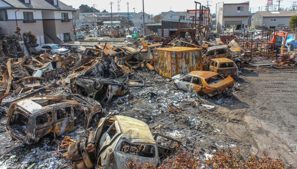 Japón terremoto tsunami 2011 El trabajo identificó una capa de aproximadamente 30 metros de espesor formada por arcilla pelágica, un sedimento extremadamente fino y resbaladizo.