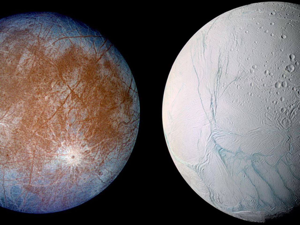 Si existe vida en los océanos de Europa (izquierda) y Encelado (derecha), podría dejar huellas de aminoácidos justo debajo de la superficie. Crédito: NASA.