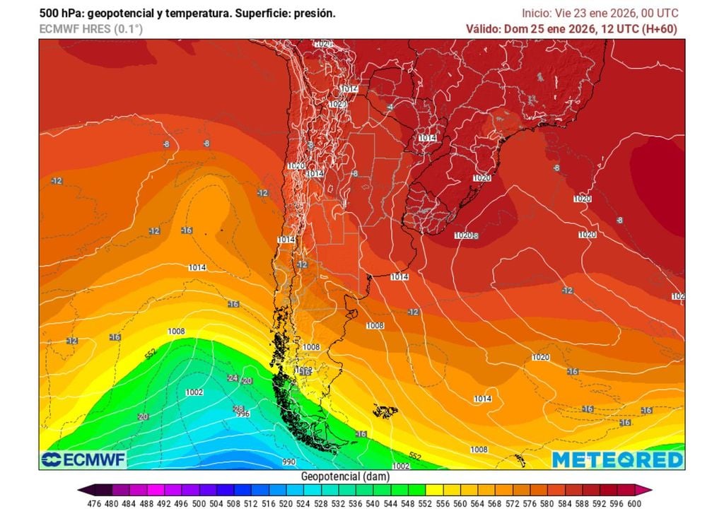 La imagen muestra una vaguada en altura que comienza a aislarse de la circulación general, configurando una baja segregada responsable de la inestabilidad prevista.