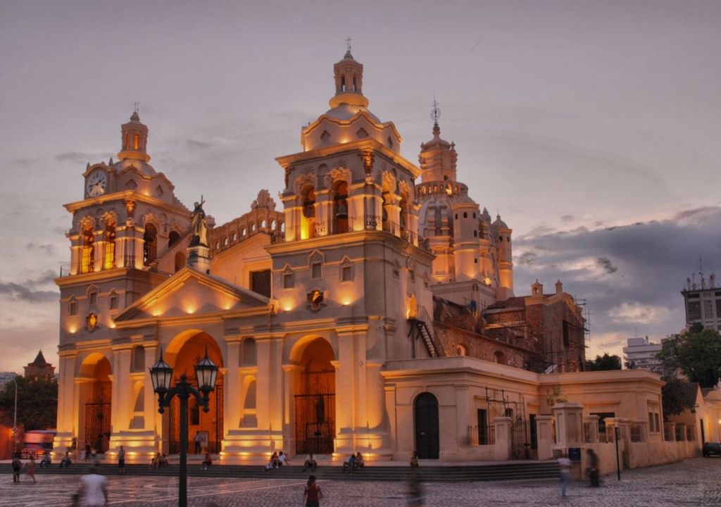 Catedral de Nuestra Señora de la Asunción en Córdoba Catedral de Nuestra Señora de la Asunción en Córdoba