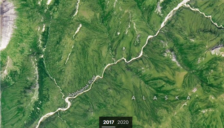 El río Agashashok, en la Reserva Nacional de Noatak, es uno de los muchos arroyos de Alaska cuyas aguas han pasado de ser cristalinas a tener un color naranja rojizo. Este cambio se aprecia en estas imágenes, captadas el 12 de julio de 2017 y el 20 de julio de 2020 por el sensor OLI (Operational Land Imager) del satélite Landsat 8. Imágenes de la NASA, por Michala Garrison.