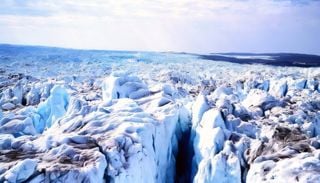 Un desprendimiento masivo de hielo en Groenlandia podr&iacute;a presagiar una p&eacute;rdida a&uacute;n m&aacute;s r&aacute;pida de la capa de hielo