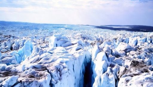 Un desprendimiento masivo de hielo en Groenlandia podr&iacute;a presagiar una p&eacute;rdida a&uacute;n m&aacute;s r&aacute;pida de la capa de hielo