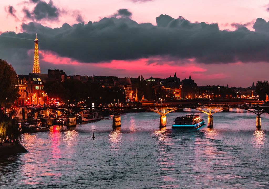 Después de 100 años limpiarán el río Sena para los Juegos Olímpicos 2024 en París Después de 100 años limpiarán el río Sena para los Juegos Olímpicos 2024 en París