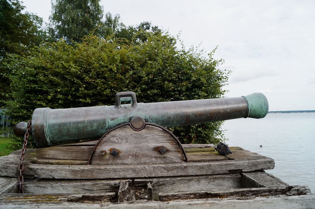 Wilheilmstein Kanone 50 dieser Kanonen vermittelten dem Grafen ein Gefühl von Sicherheit. Foto: Pixabay