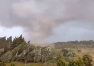 Devastante tornado sulla Russia occidentale: video