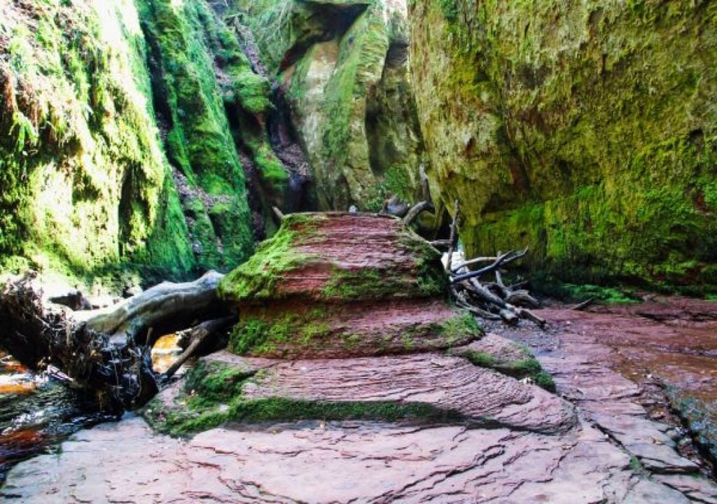Devil’s Pulpit Devil’s Pulpit