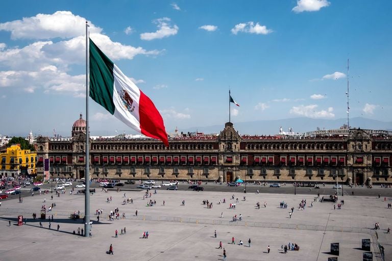 D&iacute;a de la Bandera de M&eacute;xico, 24 de febrero: lo que existe detr&aacute;s de nuestro l&aacute;baro patrio