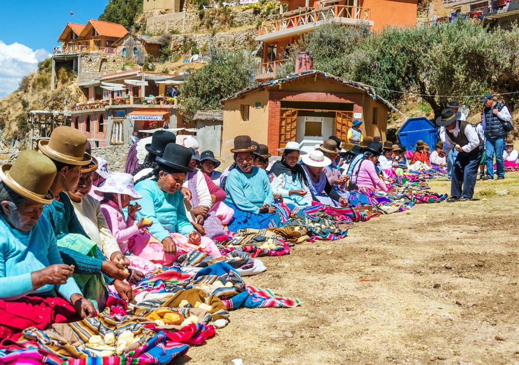 Mujeres aymaras Mujeres aymaras