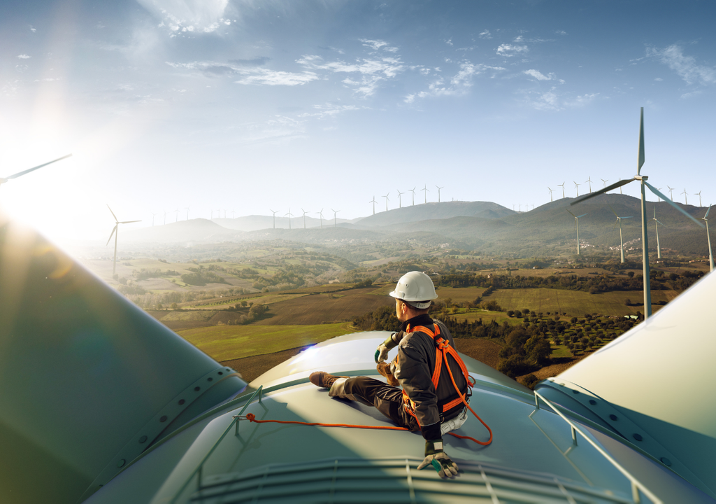 eergia limpia; transicion energetica; cambio climatico; laboral; desarrollo sostenible; justicia social; tecnologia Cada dólar invertido en energías renovables genera tres veces más empleos que en la industria de los combustibles fósiles.