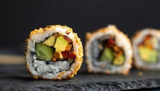 D&iacute;a Internacional del Sushi: conoce sus variedades y 5 lugares imperdibles para disfrutarlo en Santiago