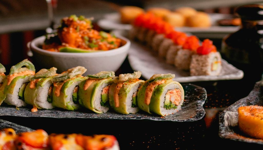 Este 18 de junio Niu Sushi tendrá promociones en todos sus locales para homenajear al sushi en todas sus variantes. Imagen: Niu Sushi