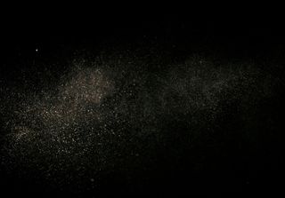 Die leichtesten Teilchen im Kosmos sind noch leichter als bisher angenommen!