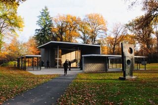 Diese Kunstsammlung von Weltrang versteckt sich tief in der Natur