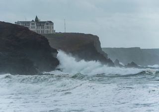 Disruptive weekend weather: Storm Bert set to bring heavy snow, rain and gales tomorrow