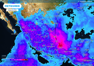 Divergencia y onda tropical traer&aacute;n hoy jueves intensas tormentas con granizo en el Centro, Noroeste y Golfo de M&eacute;xico