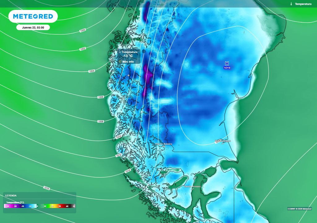 La persistencia de altas presiones mantendrá un intenso frío en Magallanes durante este jueves, con temperaturas que podrían descender hasta los −13 °C en sectores de la cordillera Austral norte, favoreciendo la formación de escarcha y heladas intensas.