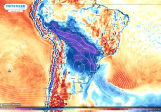 Do calor ao frio intenso: ar polar derruba as temperaturas no centro-sul do Brasil com mínimas negativas na Região Sul