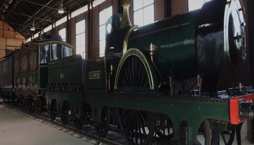 Do vapor &agrave; modernidade. H&aacute; 170 anos, o comboio mudou Portugal