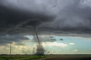 Do You Know the Difference Between Tornado Watches and Warnings? Study Finds 50% of Southerners Don’t