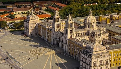 Dois anos depois de obras de conserva&ccedil;&atilde;o e restauro, o Pal&aacute;cio Nacional de Mafra reabre em julho