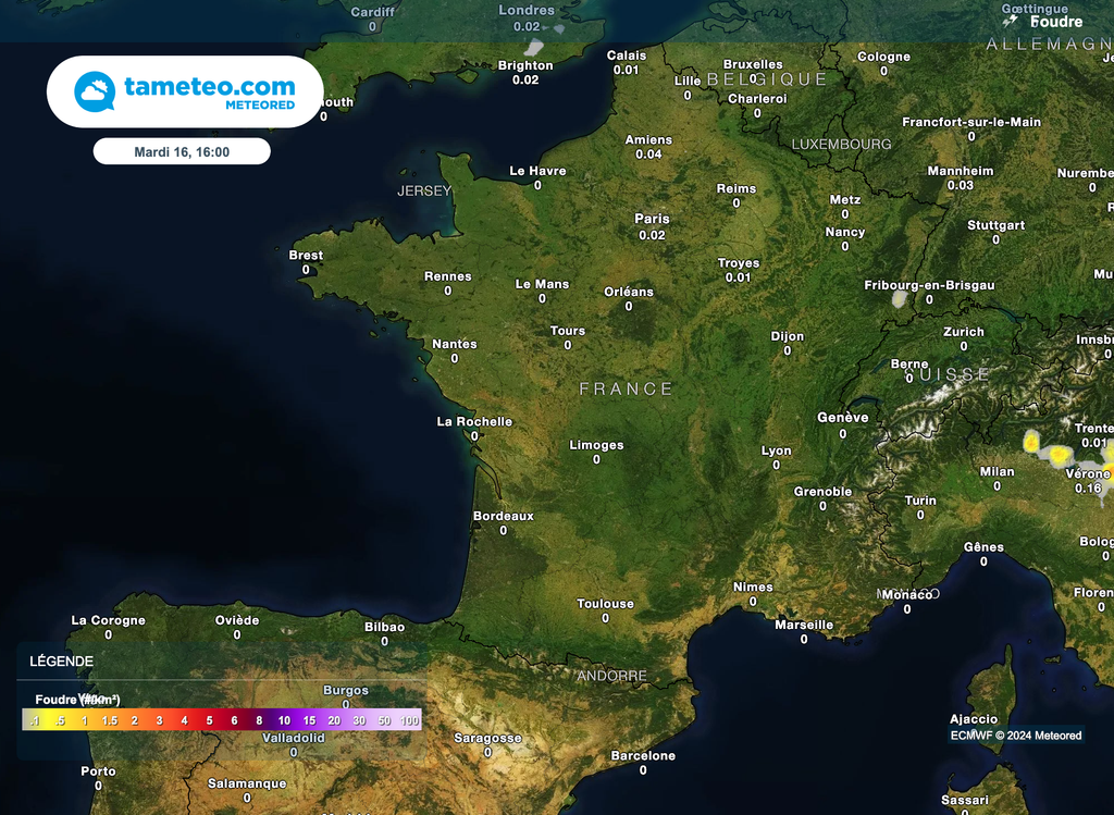 Les modélisations ne "voient" pas de réelle dégradation orageuse.