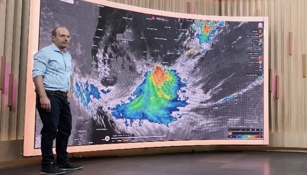 Confessore meteorólogo Confe, cómo lo conocía todo el país, desarrolló una destacada trayectoria en televisión durante más de 30 años.