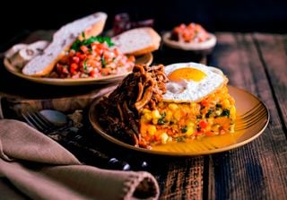 Dónde comer el mejor charquicán con huevo frito en Santiago: tradición chilena para días fríos