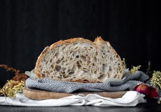 Dónde encontrar pan de masa madre en Santiago: tradición, sabor y salud en cada bocado