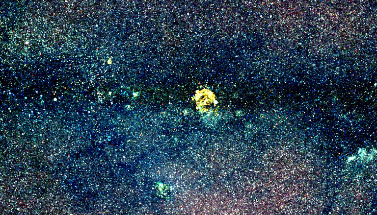 Doppelter Blick ins R&ouml;ntgenuniversum: Zwei Millionen kosmische Quellen katalogisiert