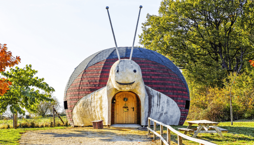 Dormir num cogumelo gigante ou num caracol. Ser&aacute; este um dos parques de campismo mais impressionantes da Europa?