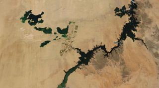 Dos décadas de cambios en lagos Toshka, Egipto