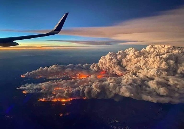 Dos grandes incendios podrían fusionarse en Colorado Dos grandes incendios podrían fusionarse en Colorado