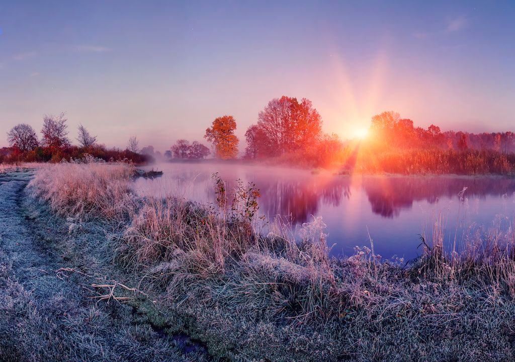 Turning colder across the UK this week with frosty mornings and patches of mist and fog lingering.