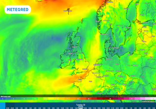 Dry weather and lots of sunshine forecast for UK, with little sign of rain