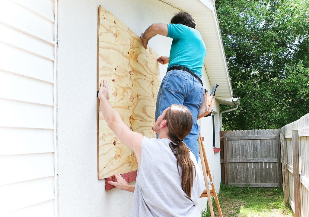 Prepara tu casa para. prevenir efectos de huracanes