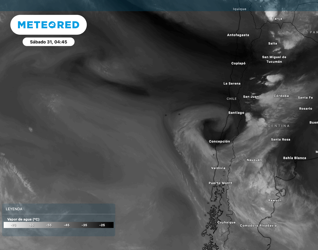 Imagen de vapor de agua del satélite GOES-19. Muestra la presencia de la circulación asociada a la baja segregada.
