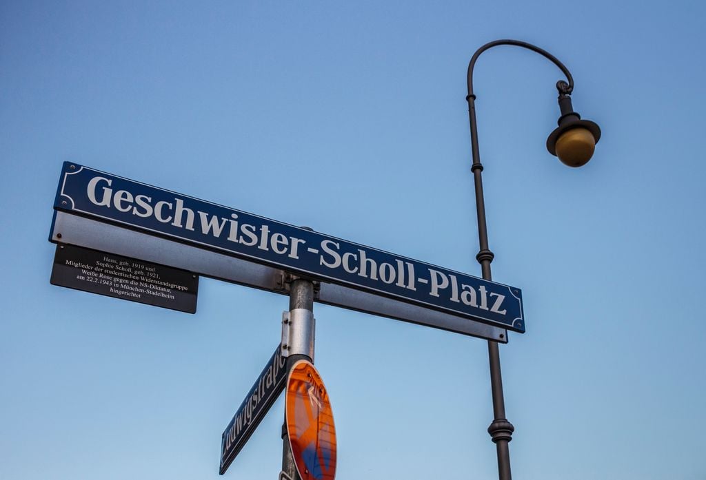 Gedenken an Sophie und Hans Scholl in München. Foto: Adobe Stock