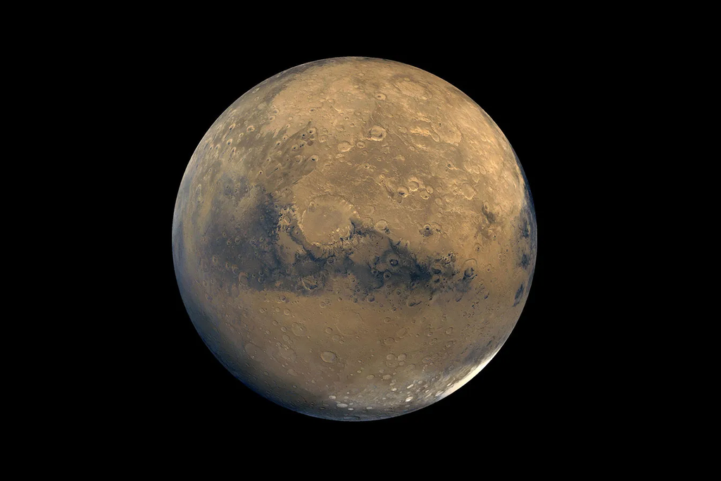 Terraformar o planeta Marte traz alguns desafios técnicos como aumentar a espessura da atmosfera como desafios éticos sobre se devemos mexer de forma permanente em um ambiente. Crédito: NASA