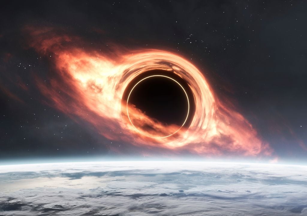 agujero negro; sistema solar