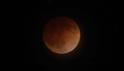 Eclipse lunar acontece em 27 de agosto e poder&aacute; ser observado do Brasil