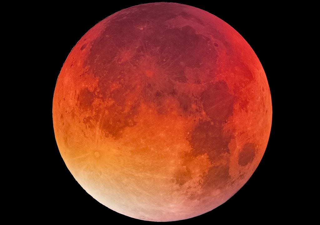 Eclipse da lua e sol 2022