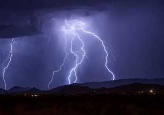 Efeitos de uma tempestade que promete deixar chuva abundante em Portugal