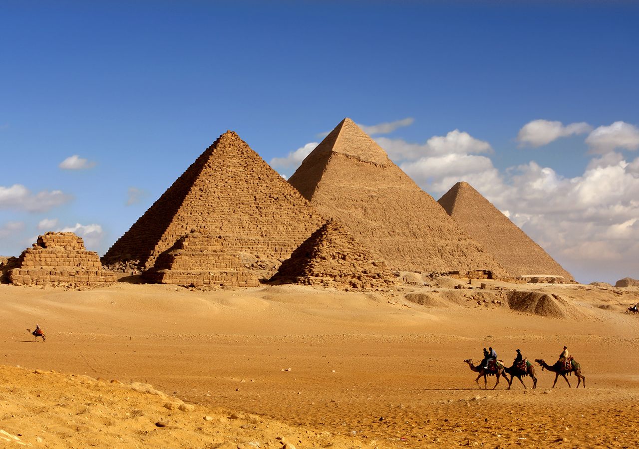 Que se cache-t-il derrière le nouveau passage de la pyramide de Khéops ?