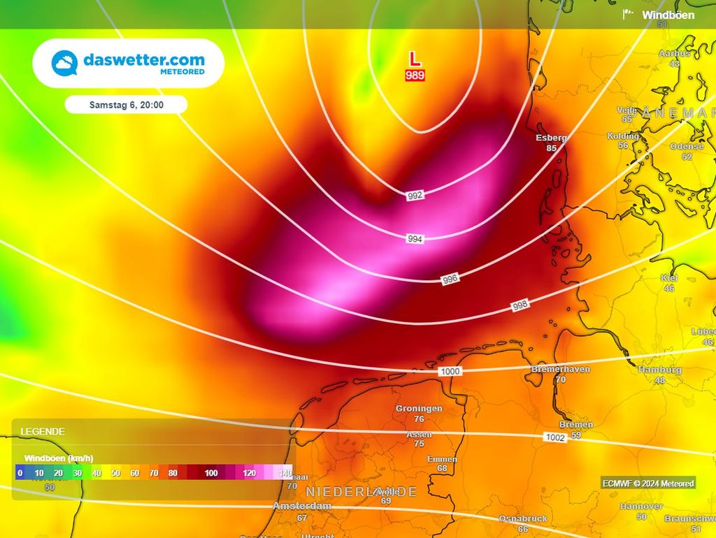 Die meteored-Wetterkarte für Samstag 20 Uhr zeigt Sturmtief DELIA mit Zentrum über der Nordsee. Besonders auf den Inseln und an den Küsten dürfte es schwere Sturmböen von 80-100 km/h geben.