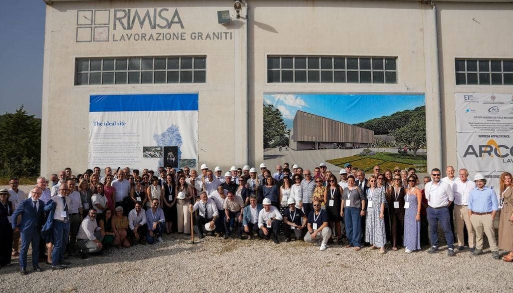 Foto di gruppo EINSTEIN TELESCOPE durante la giornata del 17 luglio.